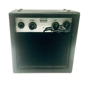 First Act - MA2039 Practice Amplifier